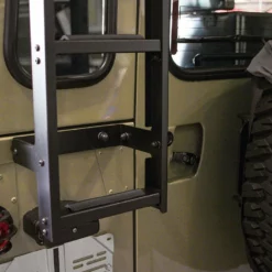 Land Rover Defender 90 /110 (1983 - 2016) Leiter - Von Front Runner -Auto Verkäufe 2023 lald006 2